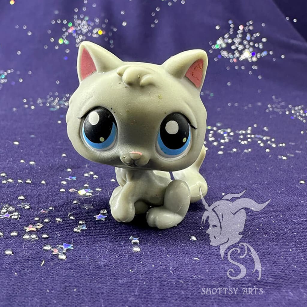 Kitten V1 #66_1 Action Figure