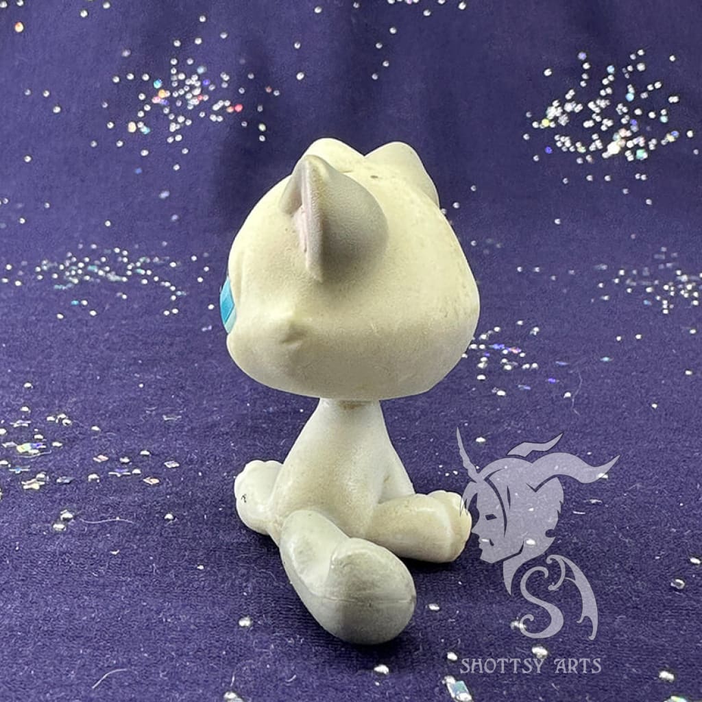 Kitten V3 Action Figure