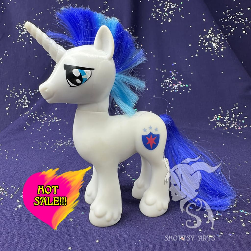 Shining Armor (Reboot) Armor_01 Doll