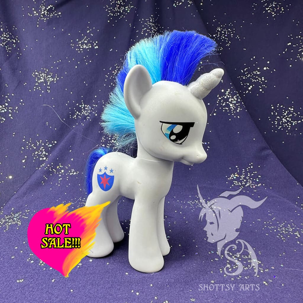 Shining Armor (Fashion Style) Armor_01 Doll