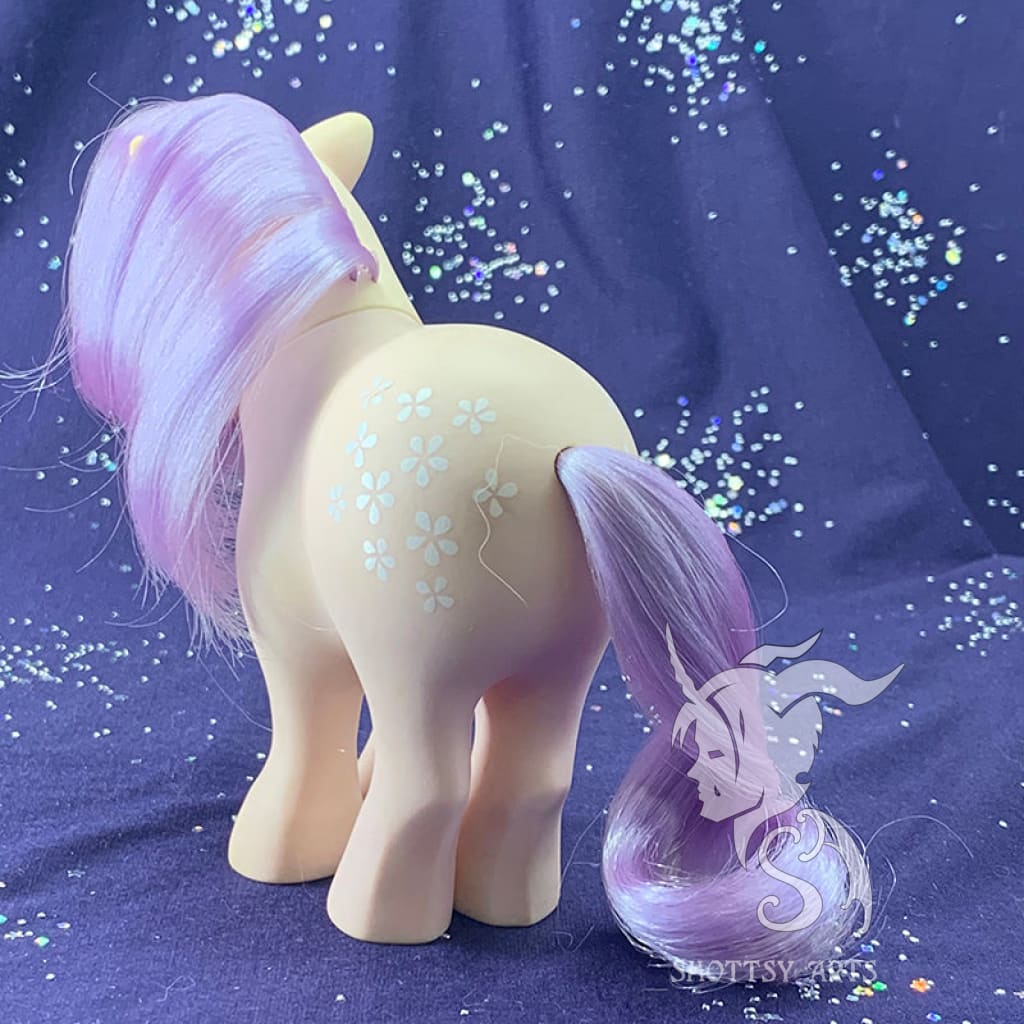 (Collector’s Pose) Blossom Shottsy Arts