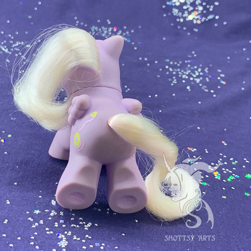 (Newborn) Baby Yo-Yo Shottsy Arts