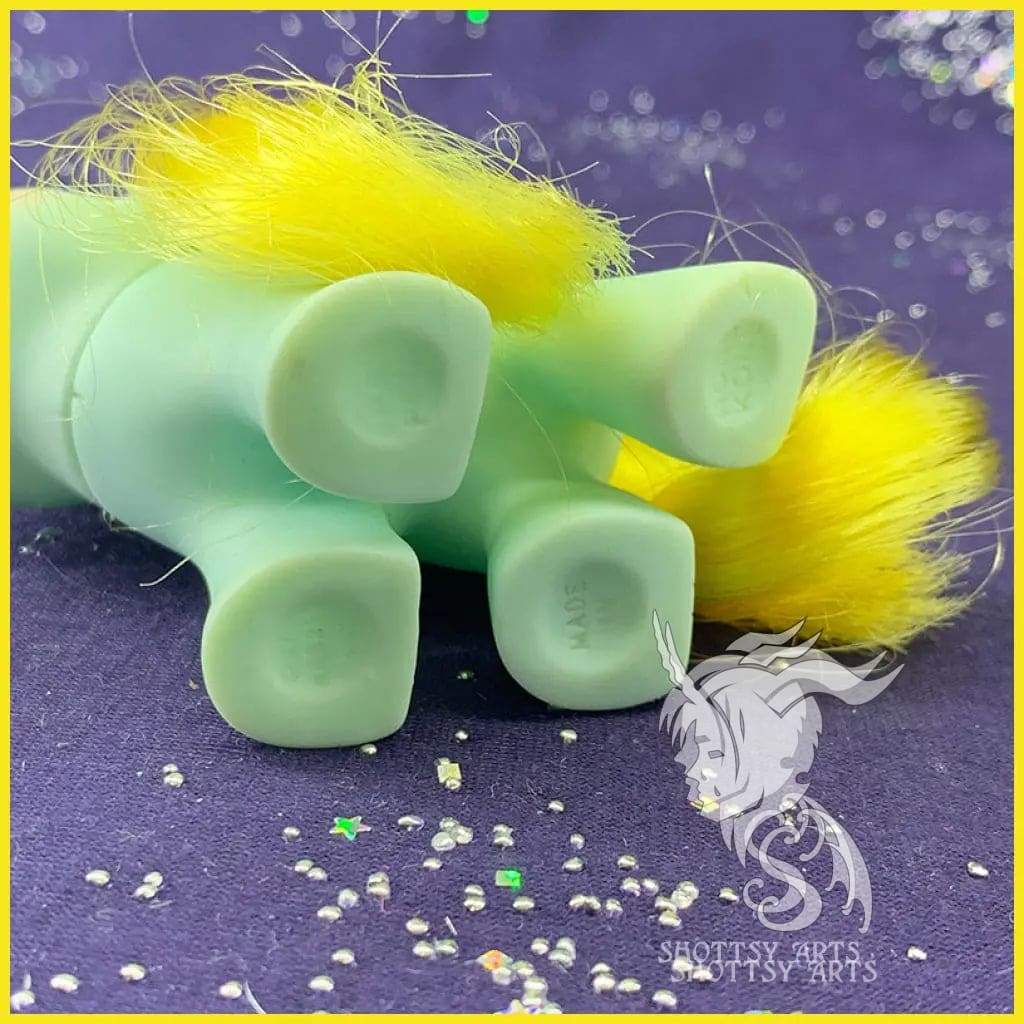 (Newborn Twin) Baby Jangles Shottsy Arts