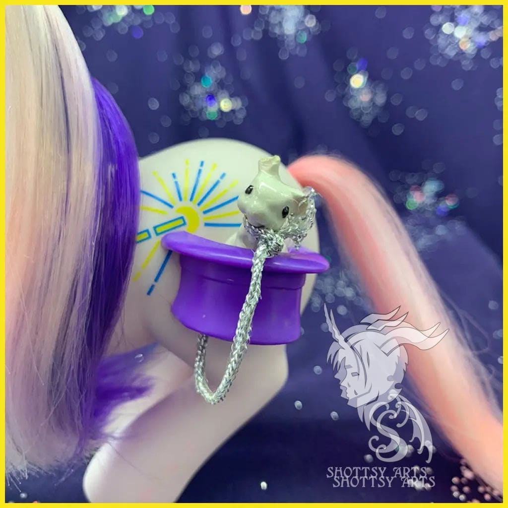 (Precious Pocket) Bunny Hop Shottsy Arts