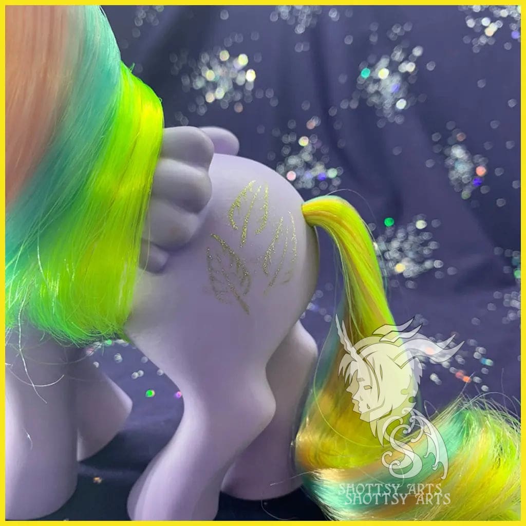 (Rainbow) Tickle Shottsy Arts