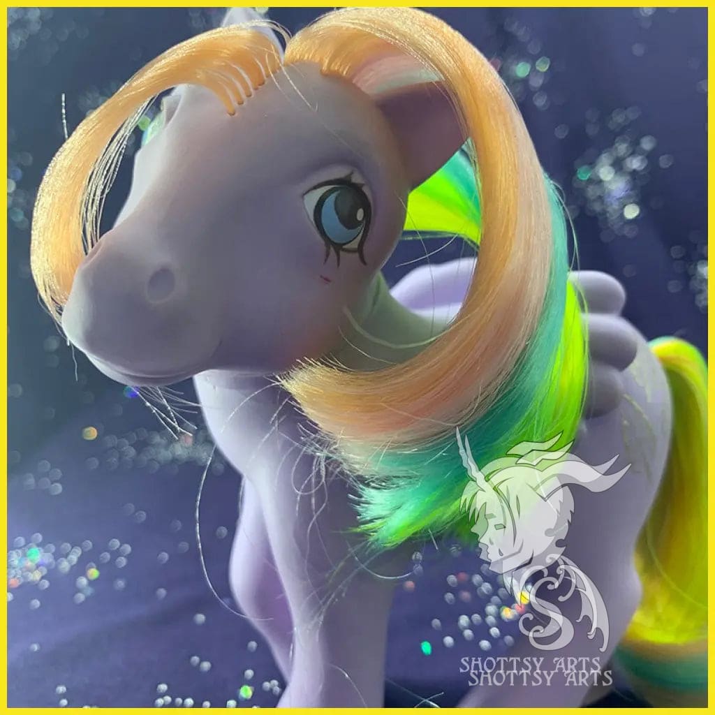 (Rainbow) Tickle Shottsy Arts