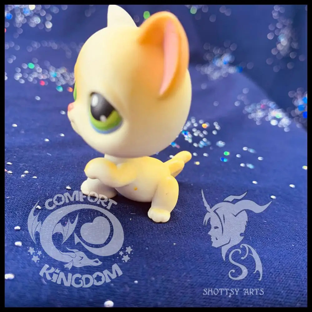 Curious Kitties Playset Action Figure