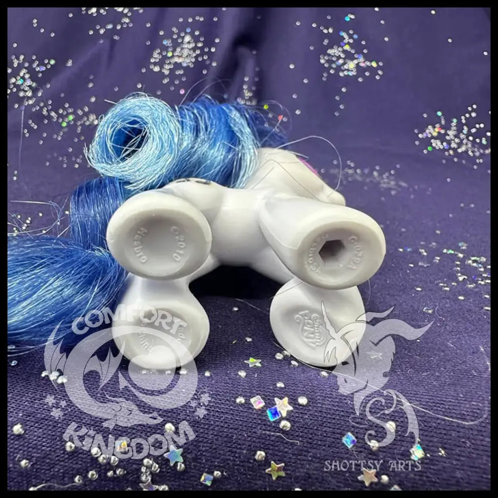 Dj-Pon3 Doll