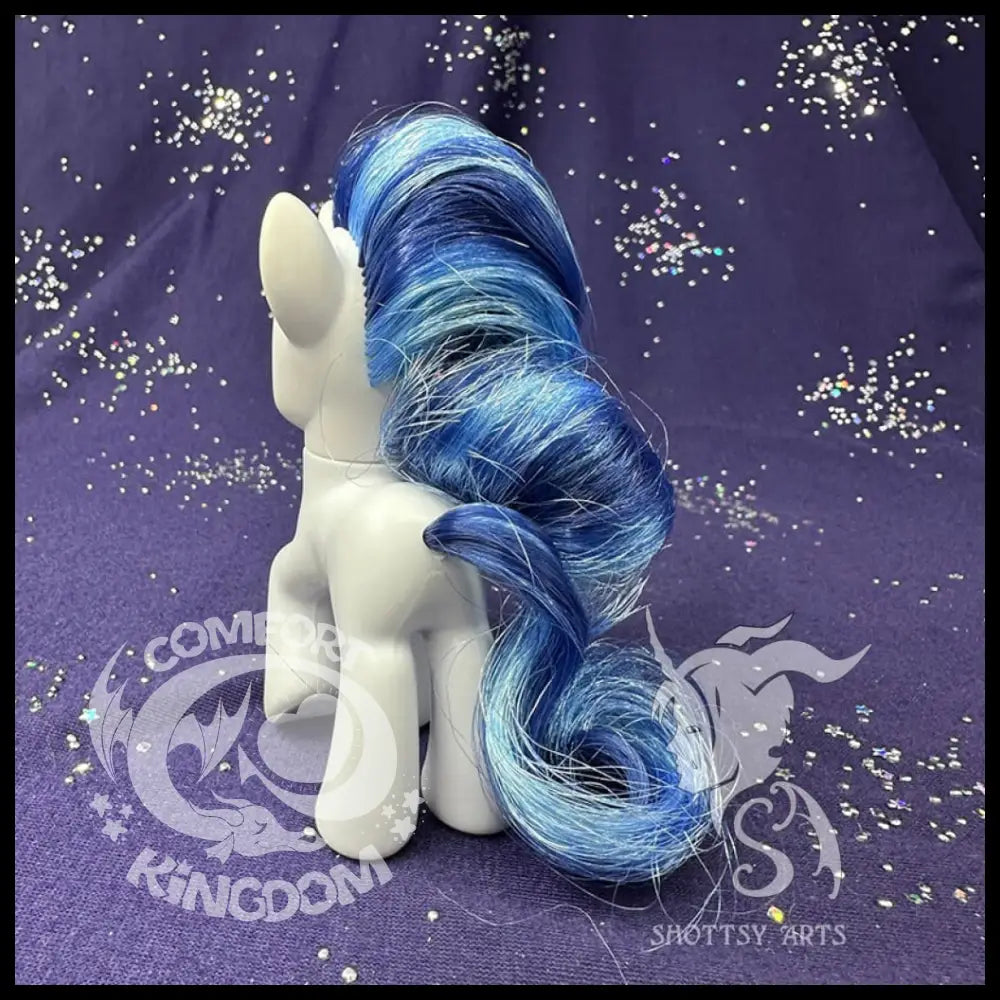 Dj-Pon3 Doll