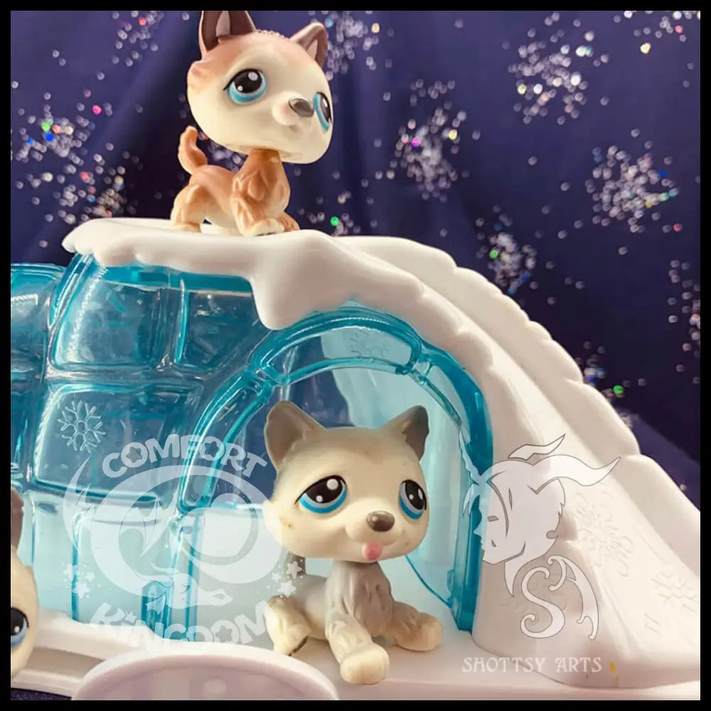 Igloo Playset (Near Complete) Action Figure