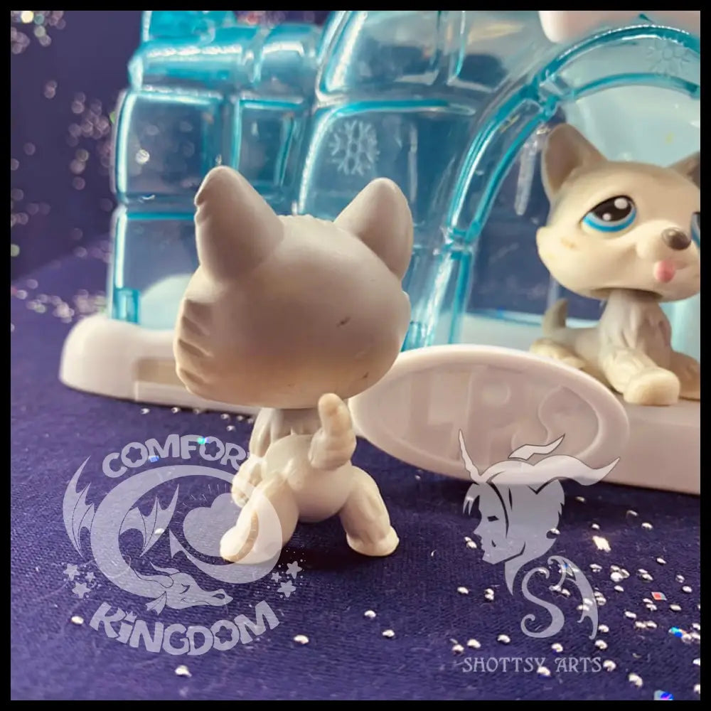 Igloo Playset (Near Complete) Action Figure