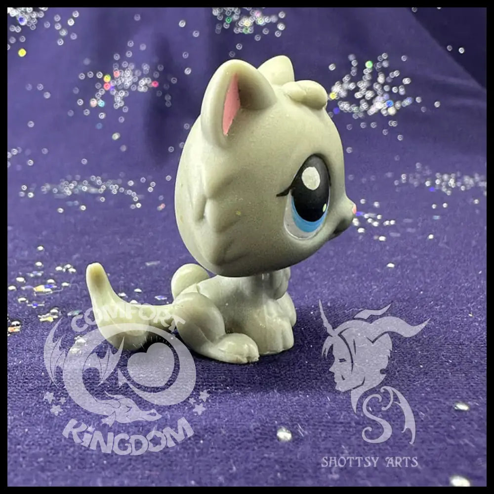 Kitten V1 #66_2 Action Figure