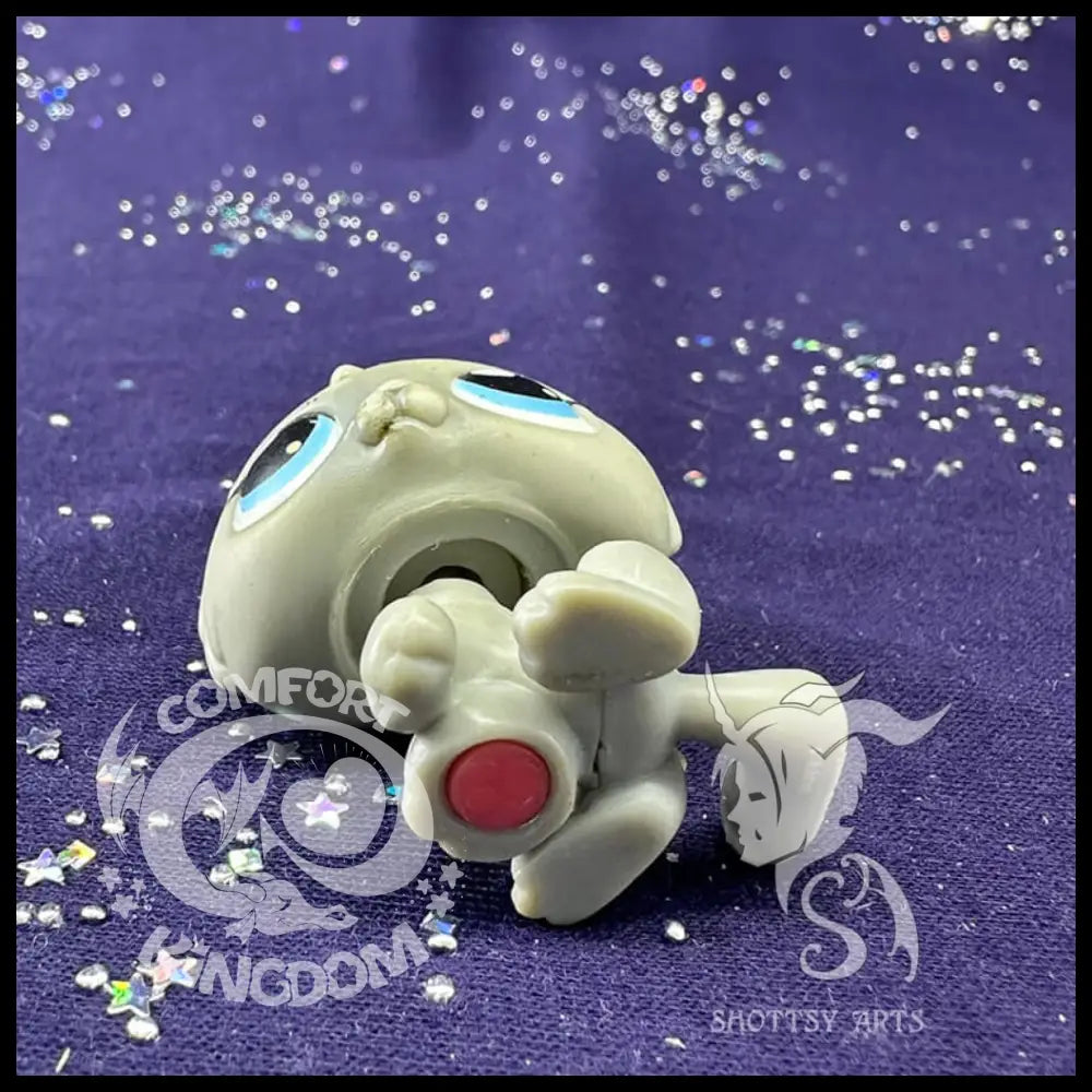 Kitten V1 Action Figure