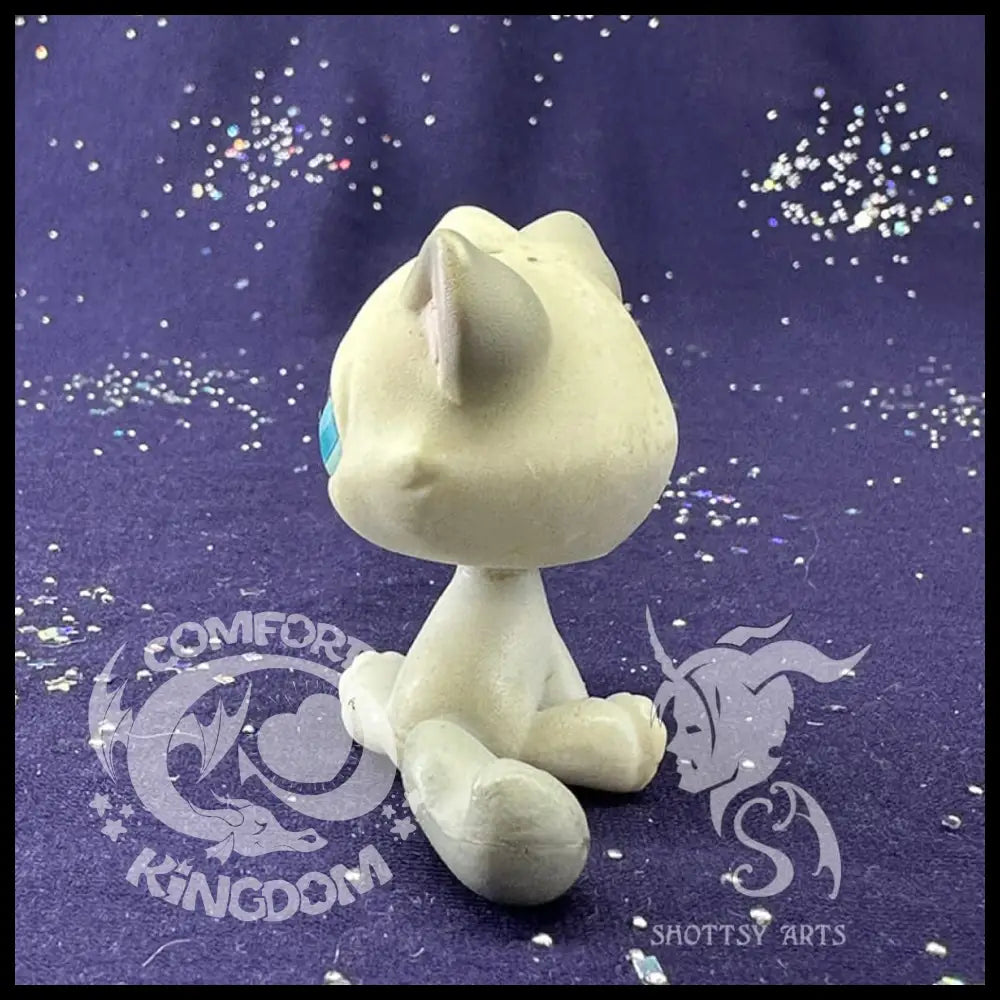 Kitten V3 Action Figure