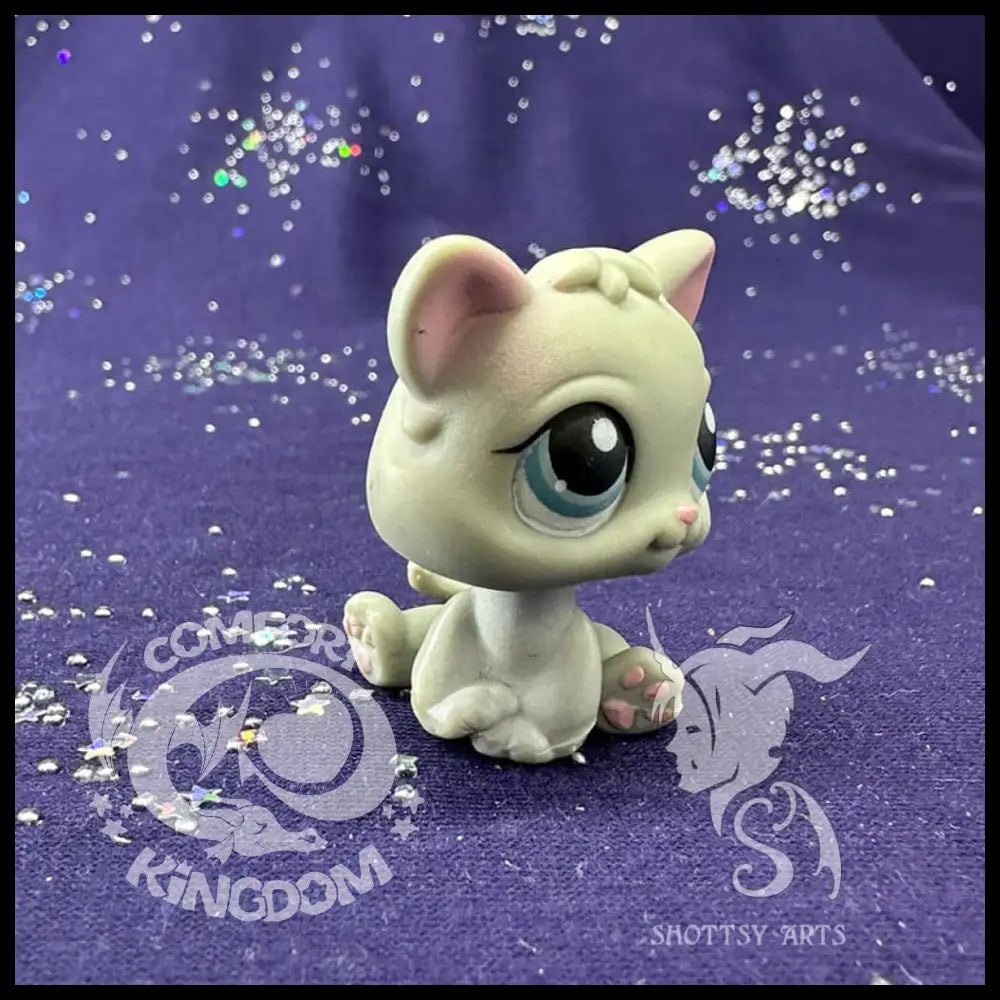 Kitten V5 Action Figure