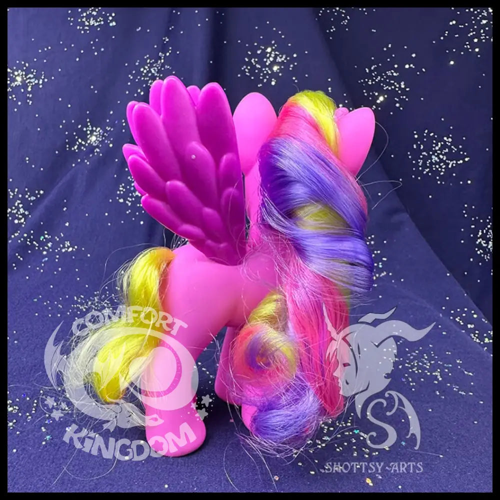 Princess Cadance (Fashion Style) Doll