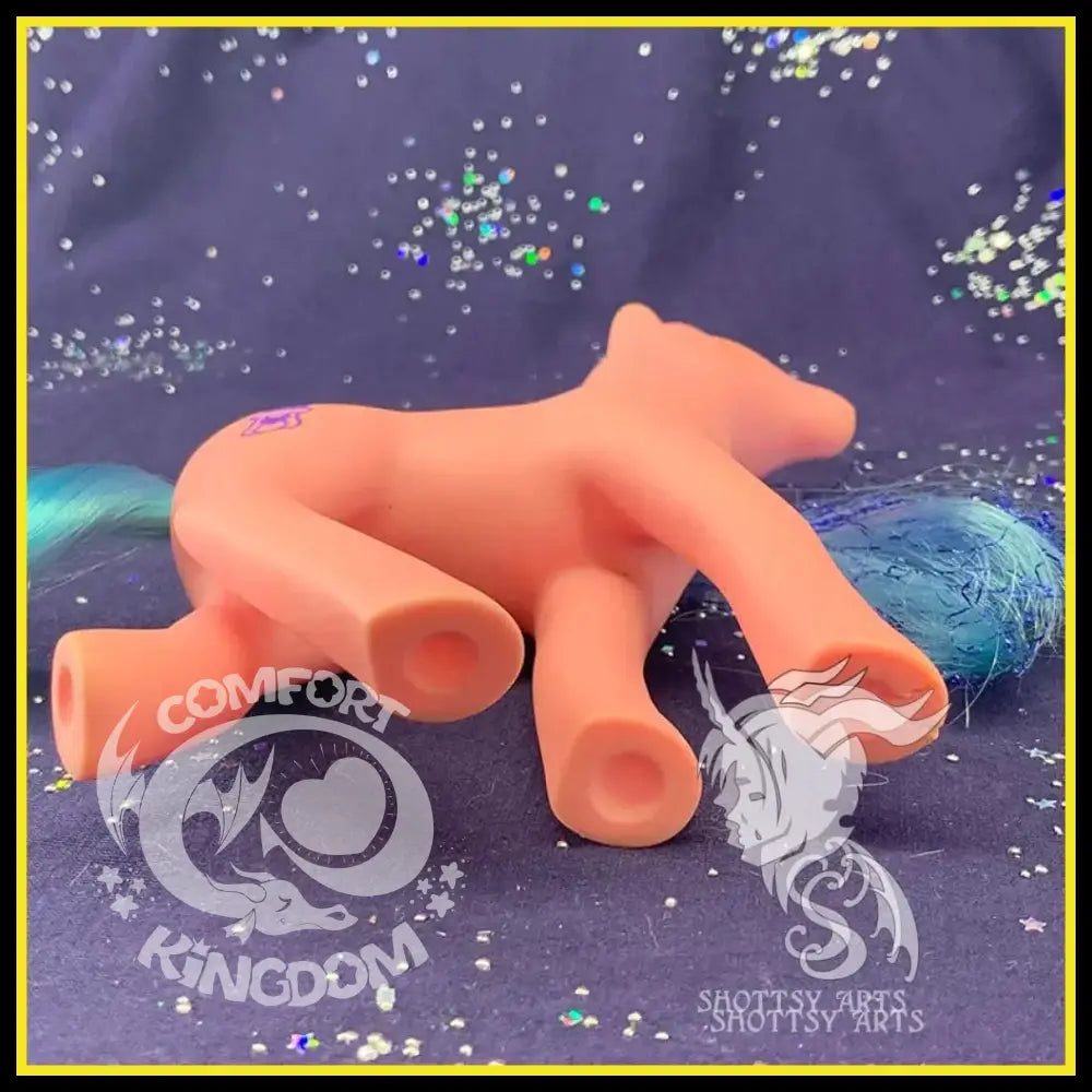 (SHS) Happy Hugs Shottsy Arts