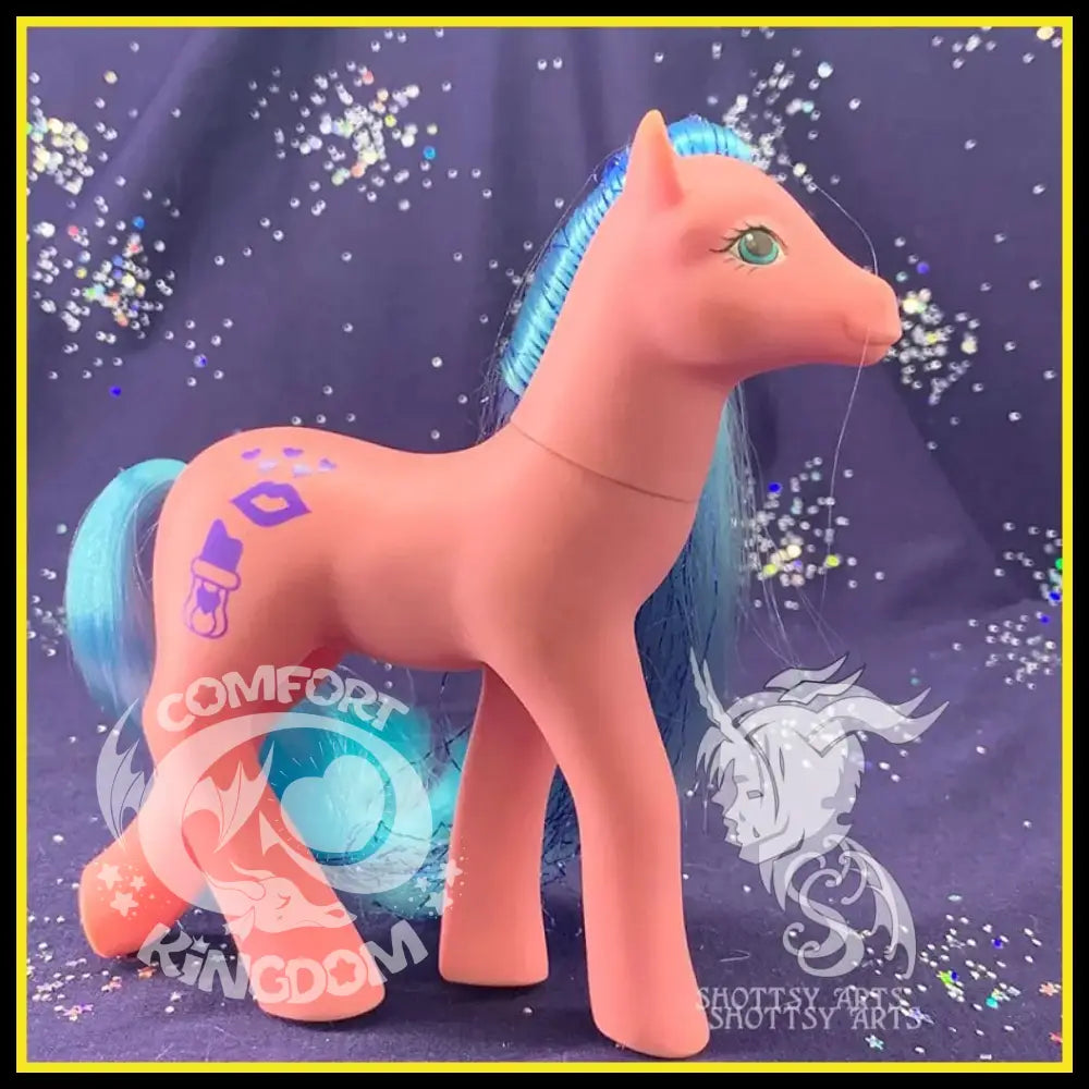 (SHS) Happy Hugs Shottsy Arts