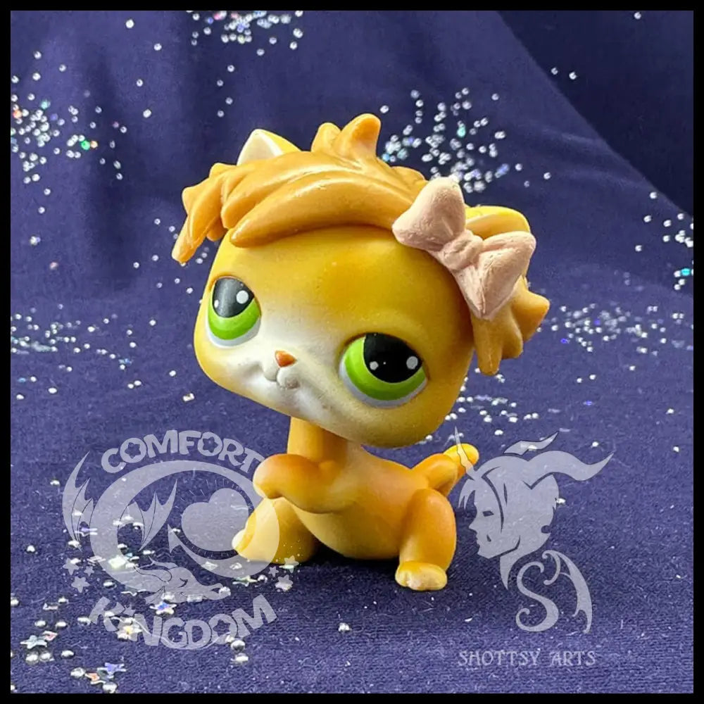 Sitting Shorthair Cat #11_1 Action Figure