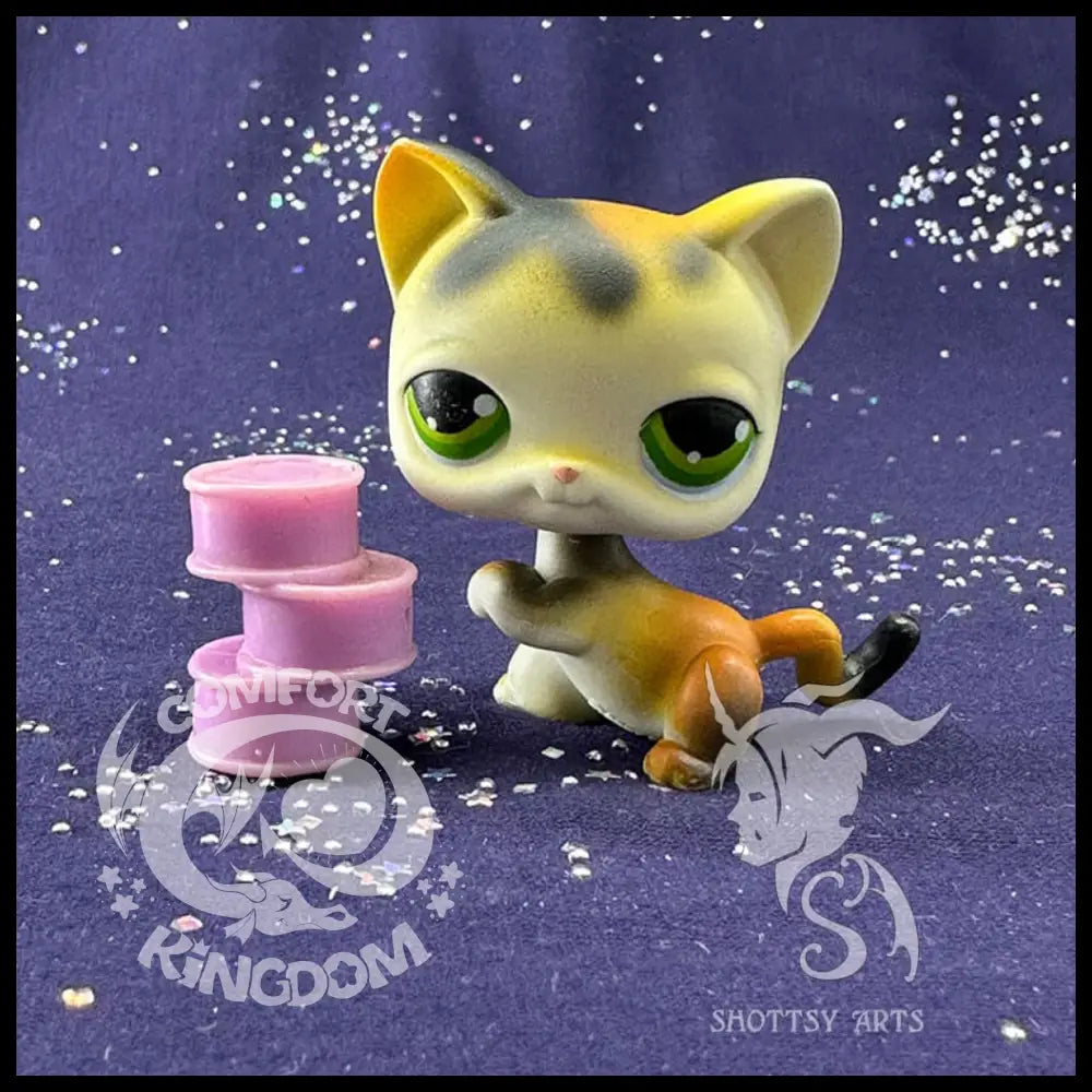 Sitting Shorthair Cat #27 Action Figure