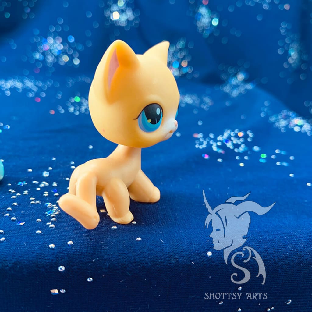 Curious Kitties Playset Action Figure