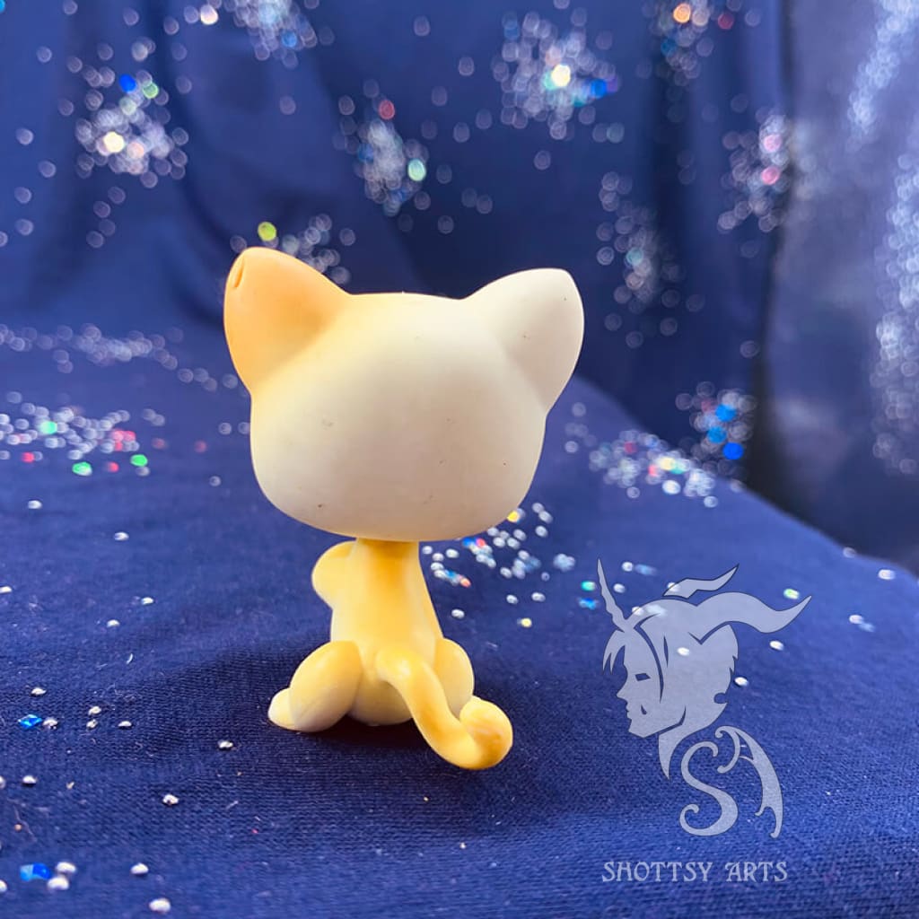 Curious Kitties Playset Action Figure