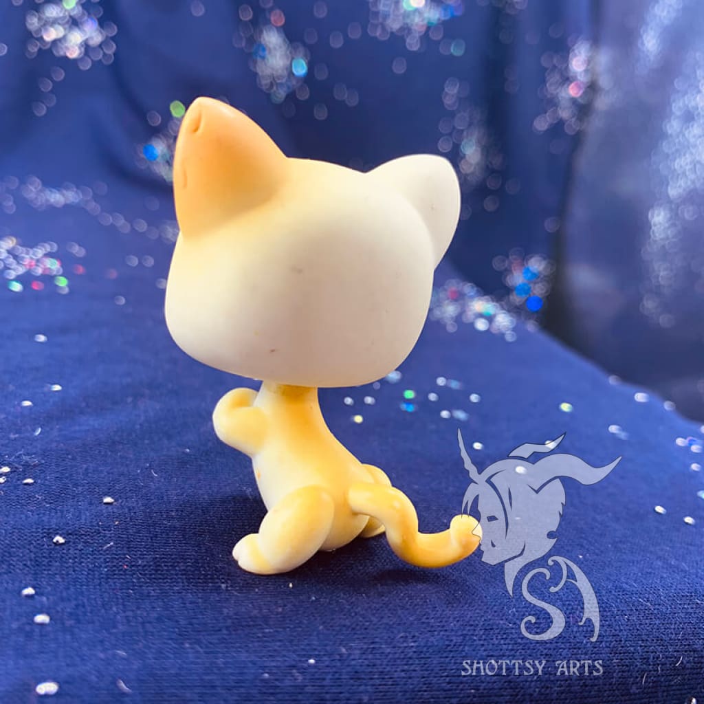 Curious Kitties Playset Action Figure