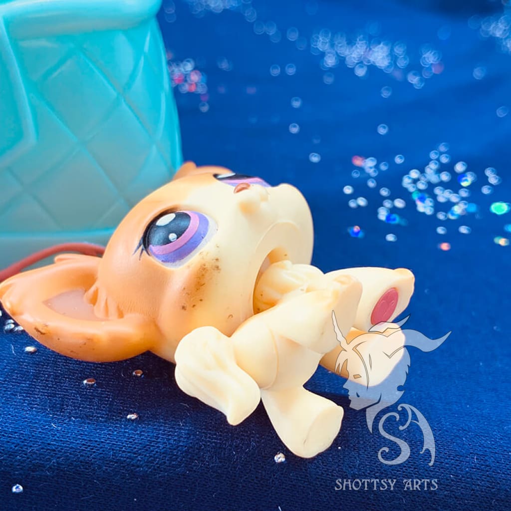 Chihuahua Longhair Action Figure