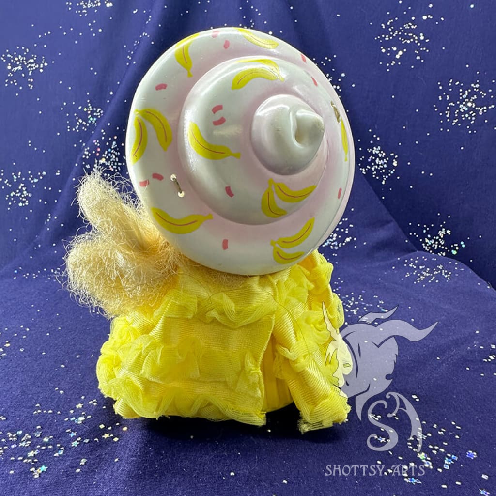 Suzananana Doll