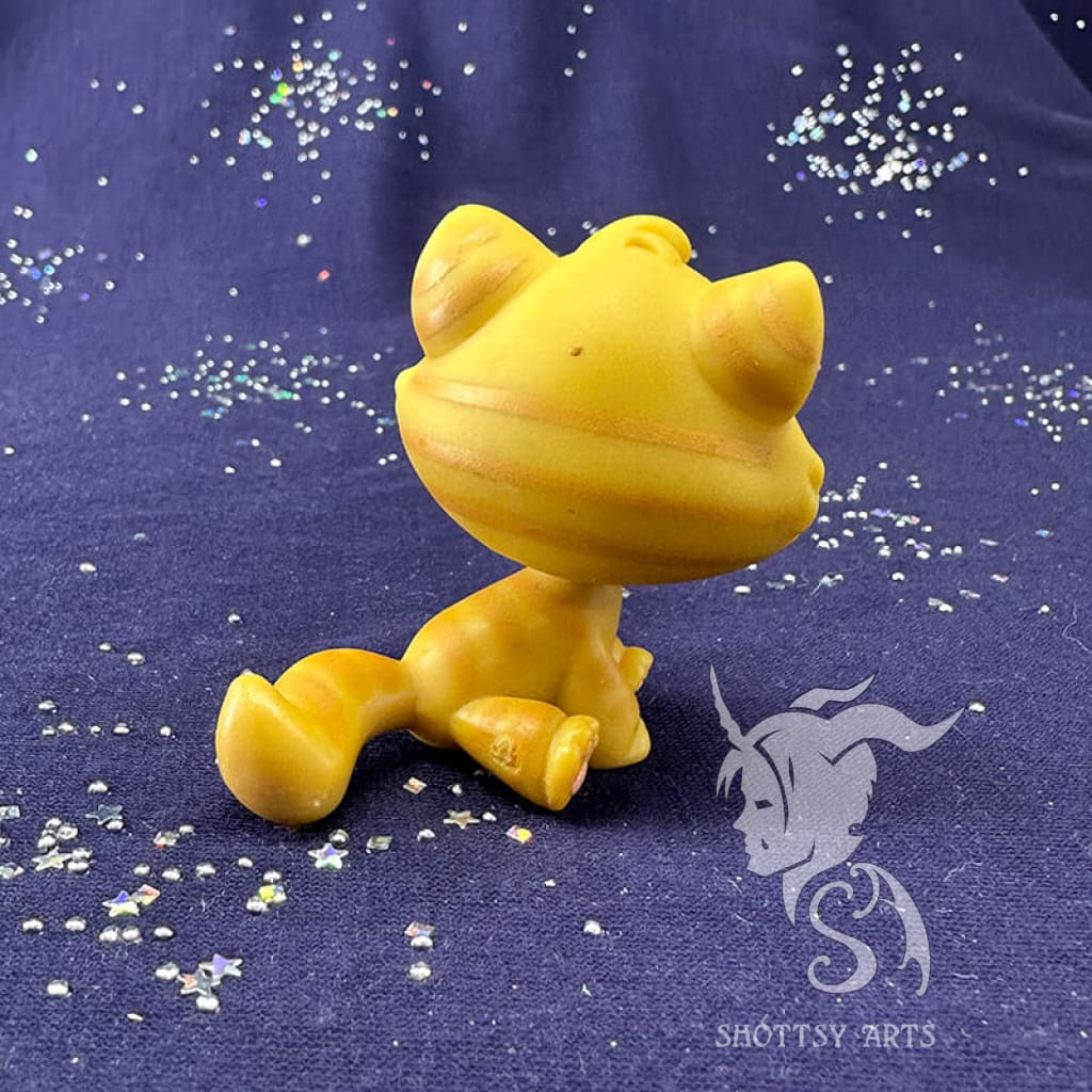 Kitten V3 Action Figure