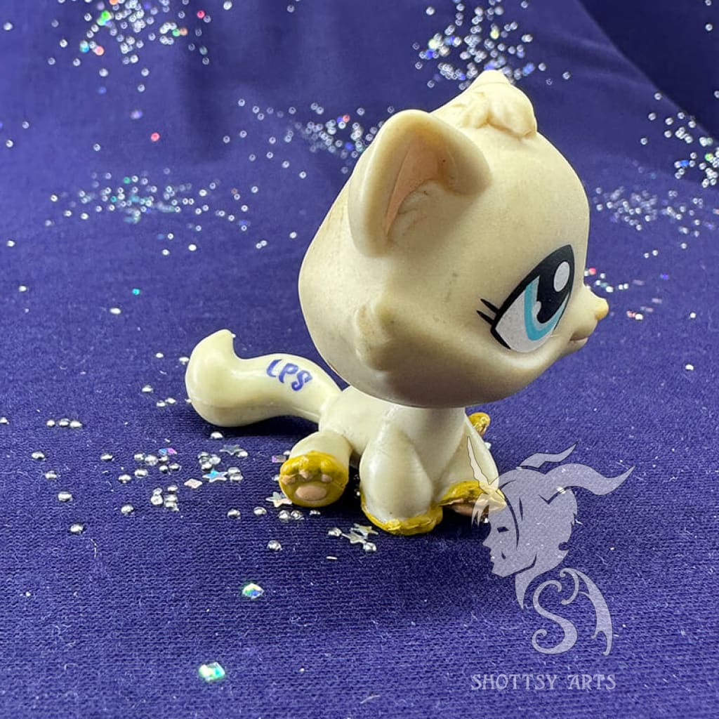 Kitten V3 Action Figure