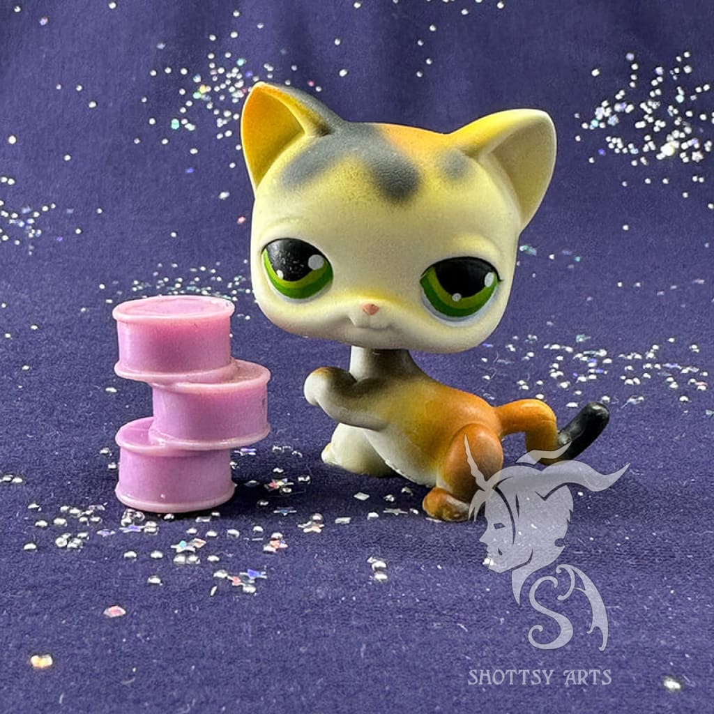 Sitting Shorthair Cat #27 Action Figure