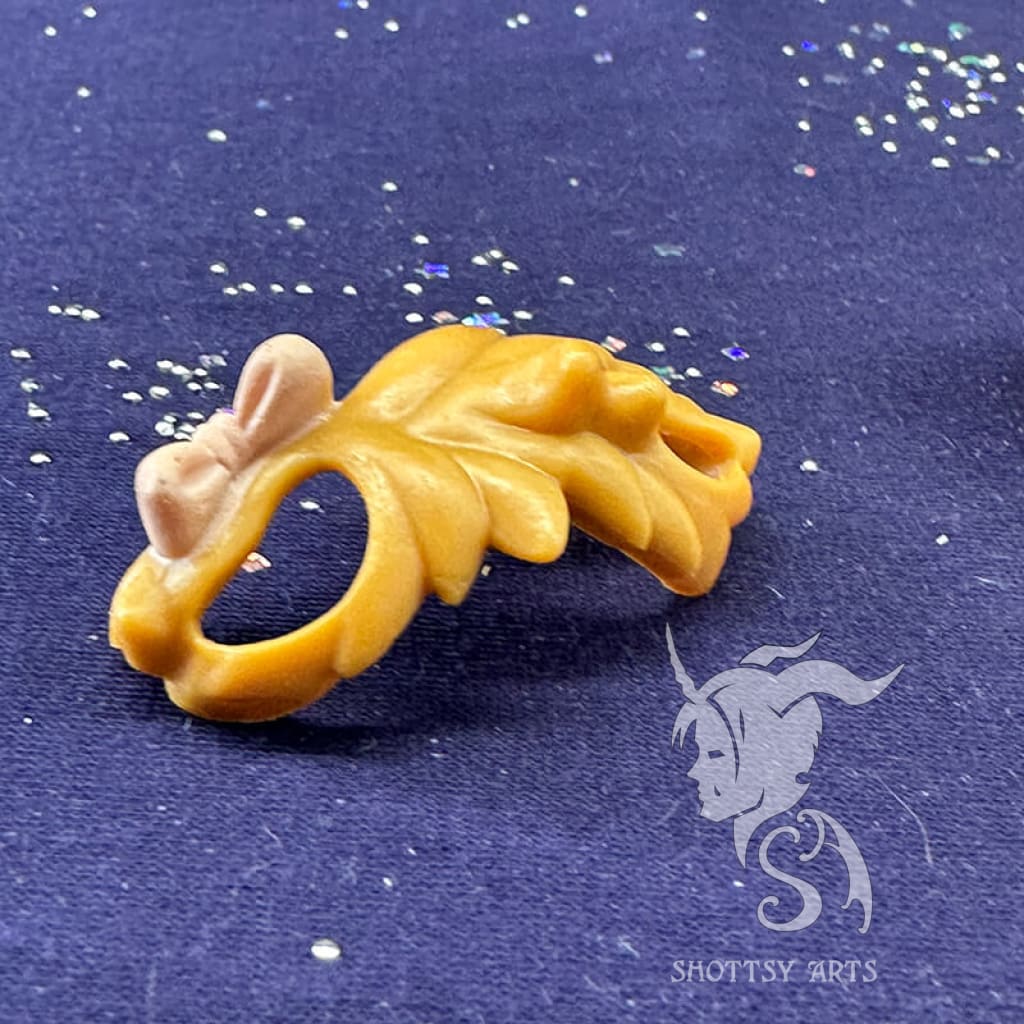 Sitting Shorthair Cat Action Figure