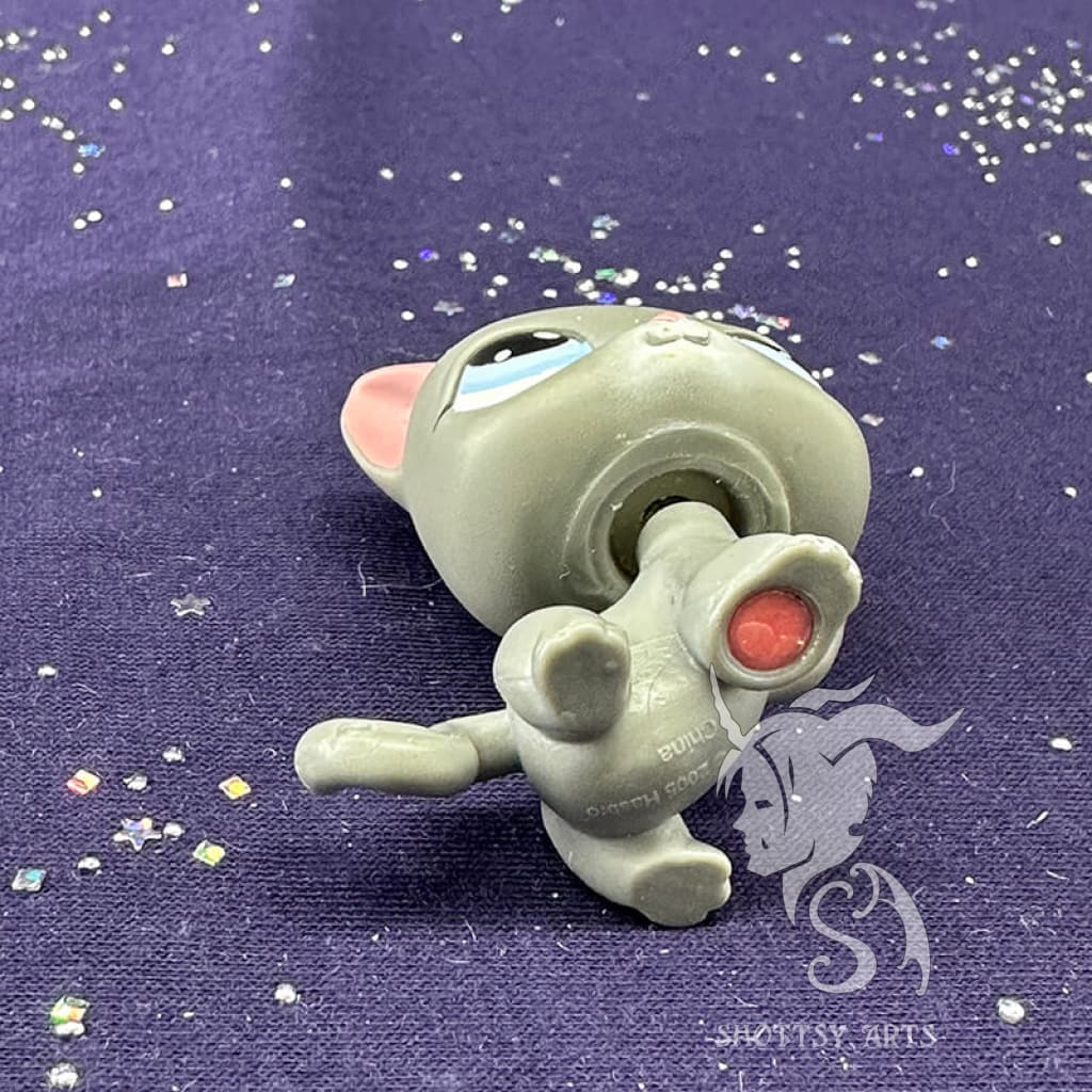 Sitting Shorthair Cat Action Figure