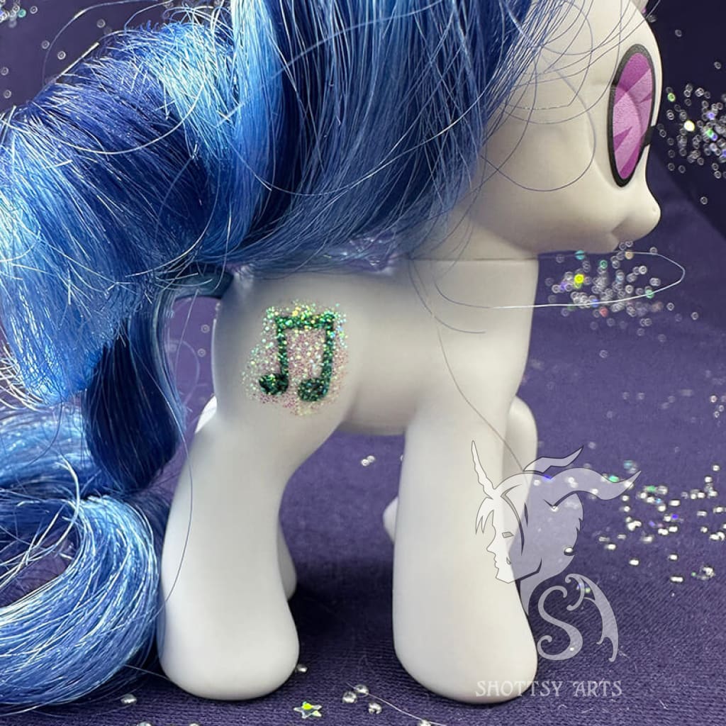 Dj-Pon3 Doll