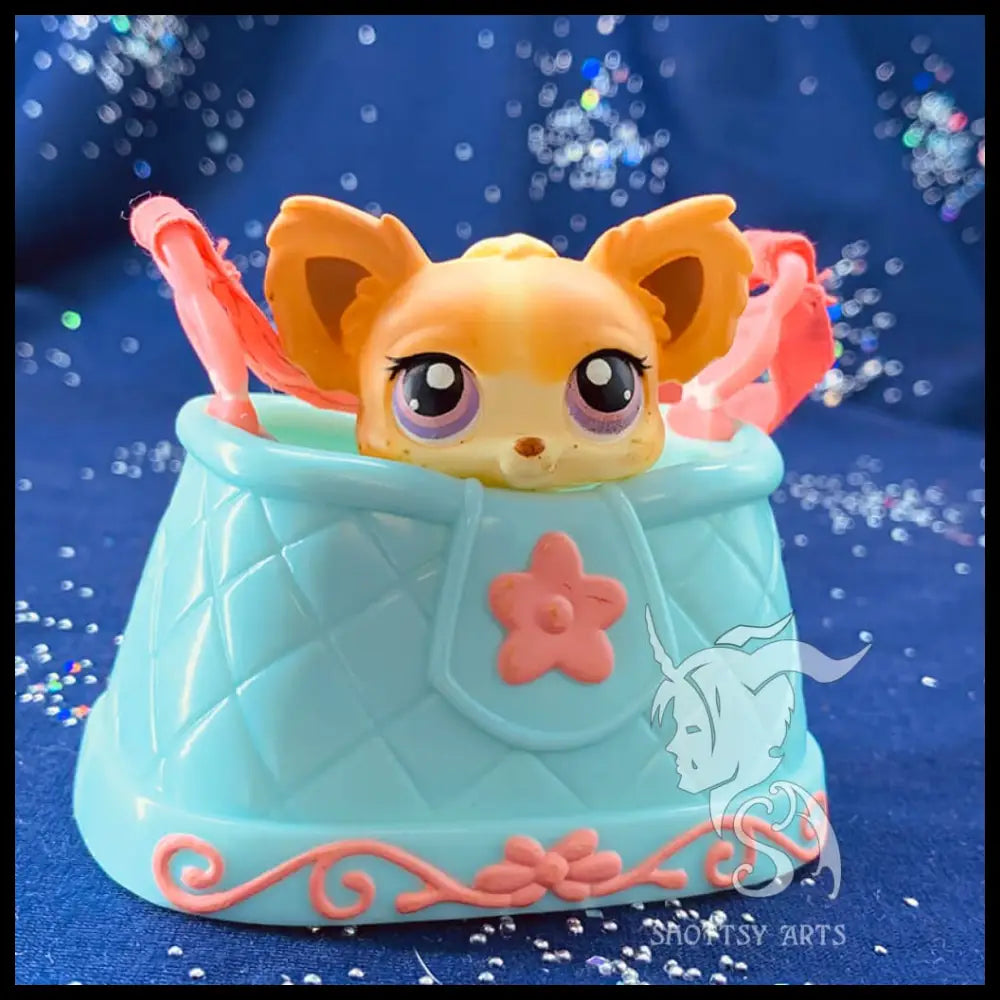 Chihuahua Longhair Action Figure
