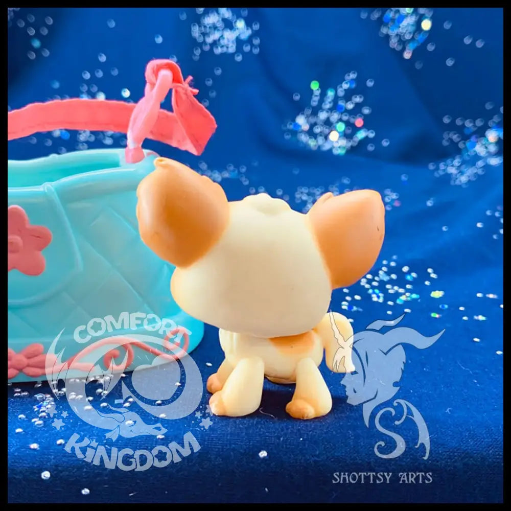 Chihuahua Longhair Action Figure