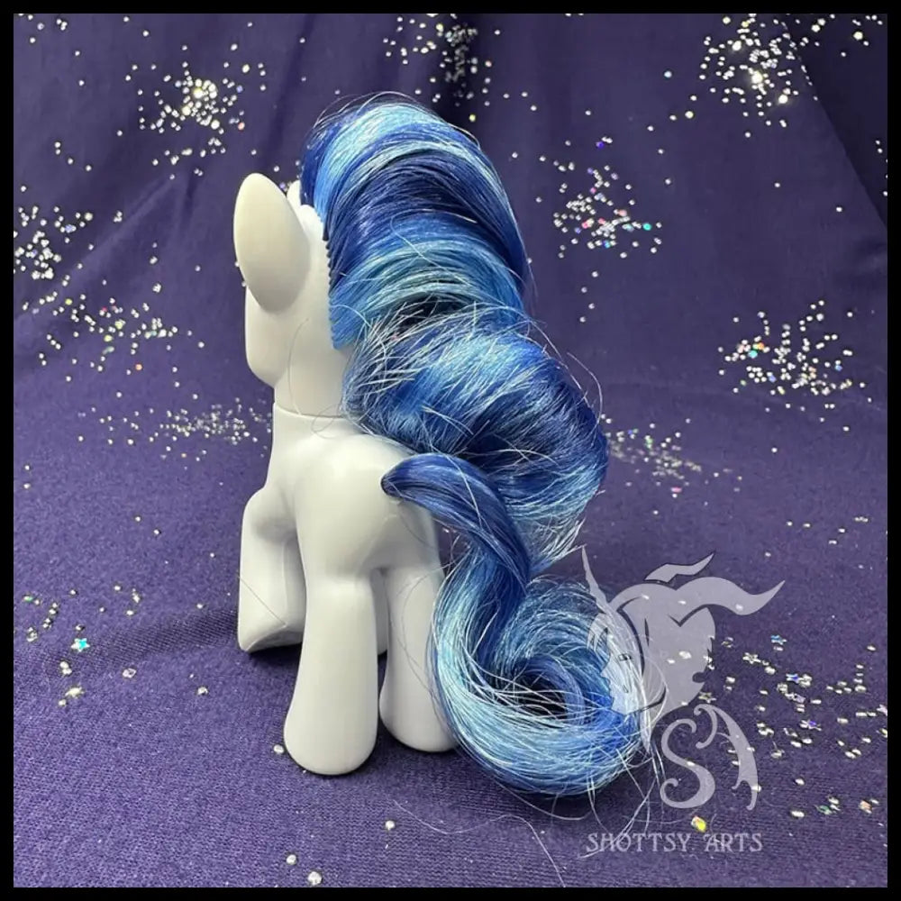 Dj-Pon3 Doll