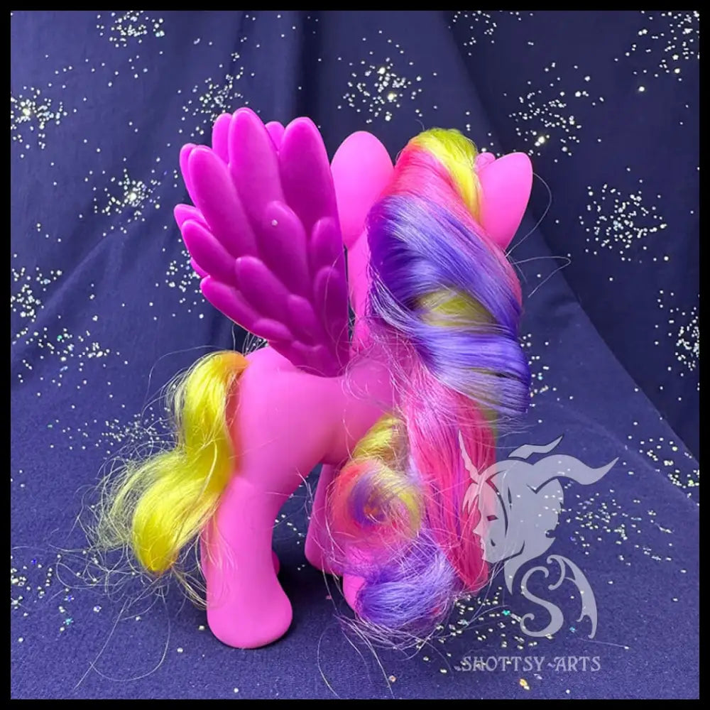 Princess Cadance (Fashion Style) Doll