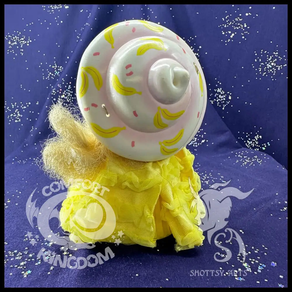 Suzananana Doll