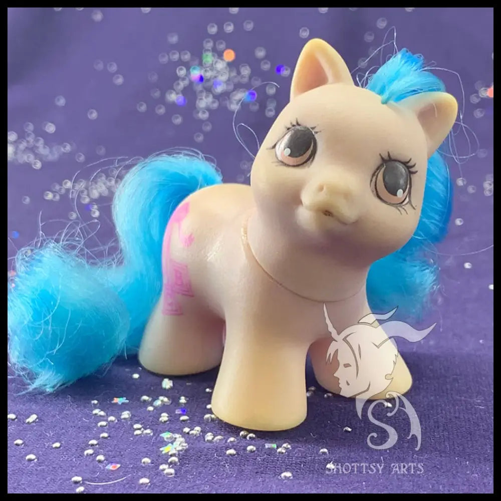 (Teeny Tiny) Little Giggles Shottsy Arts