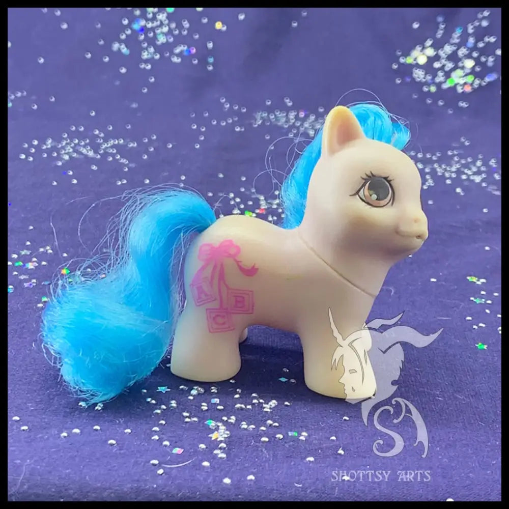 (Teeny Tiny) Little Giggles Shottsy Arts