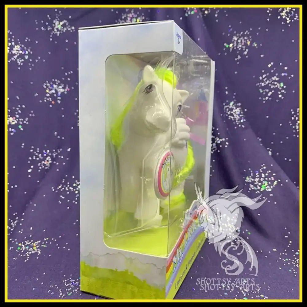 UNIPEG Surprise Shottsy Arts